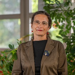 Yolande COSTANTINI